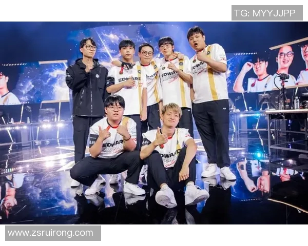 探索EDG战队的默契配合与战术布局揭秘英雄联盟的精彩瞬间实时数据 探索EDG战队的默契配合与战术布局揭秘英雄联盟的精彩瞬间实时数据